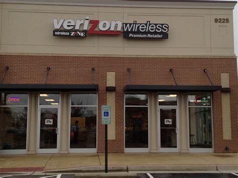 View <b>Store</b> Page Get Directions. . Verizon authorized retailer near me